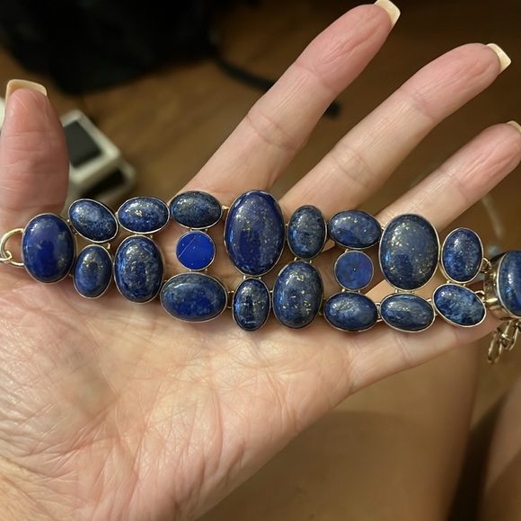 Beautiful Blue Stone Bracelet and Necklace Set - Picture 2 of 4